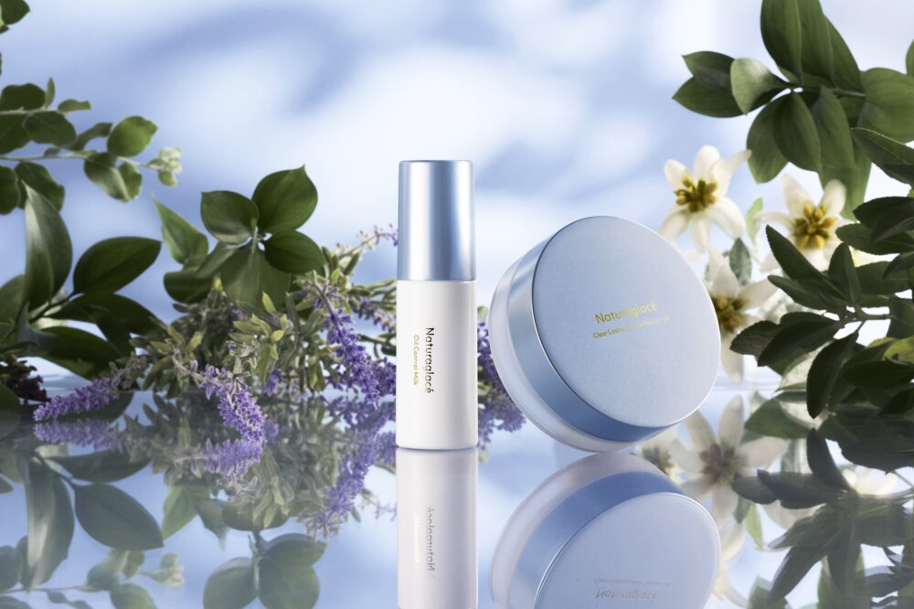 【ナチュラグラッセ】 クリアラスティング ルースパウダー UV、オイルコントロール ミルクC先行発売開始